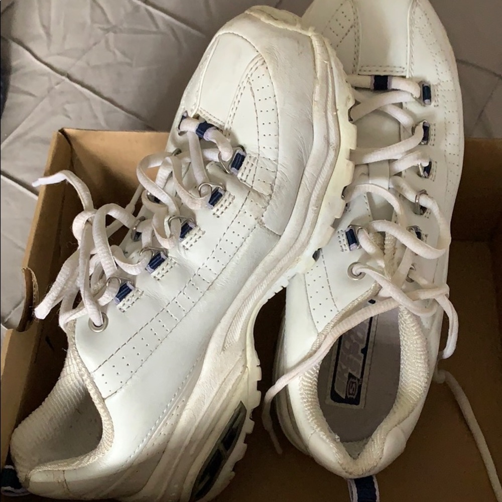 Sketchers sport